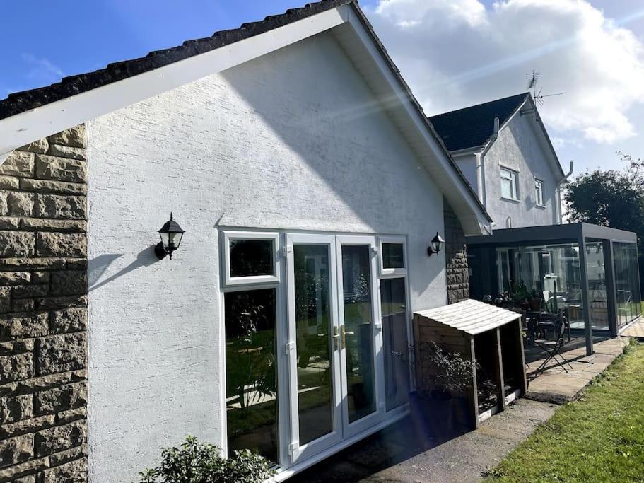 Karinya Suite Llanvaches エクステリア 写真