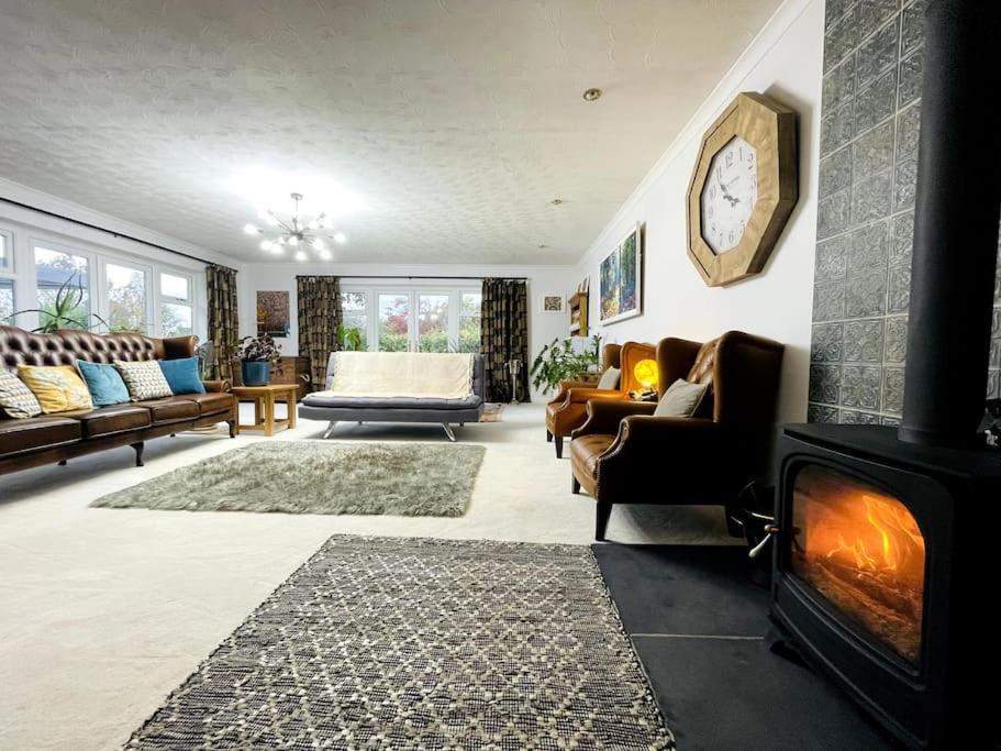 Karinya Suite Llanvaches エクステリア 写真